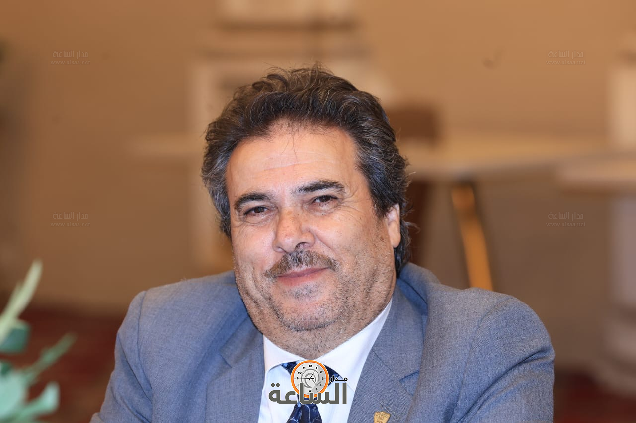 Madar Al-Saa Images 0.8675184738550059