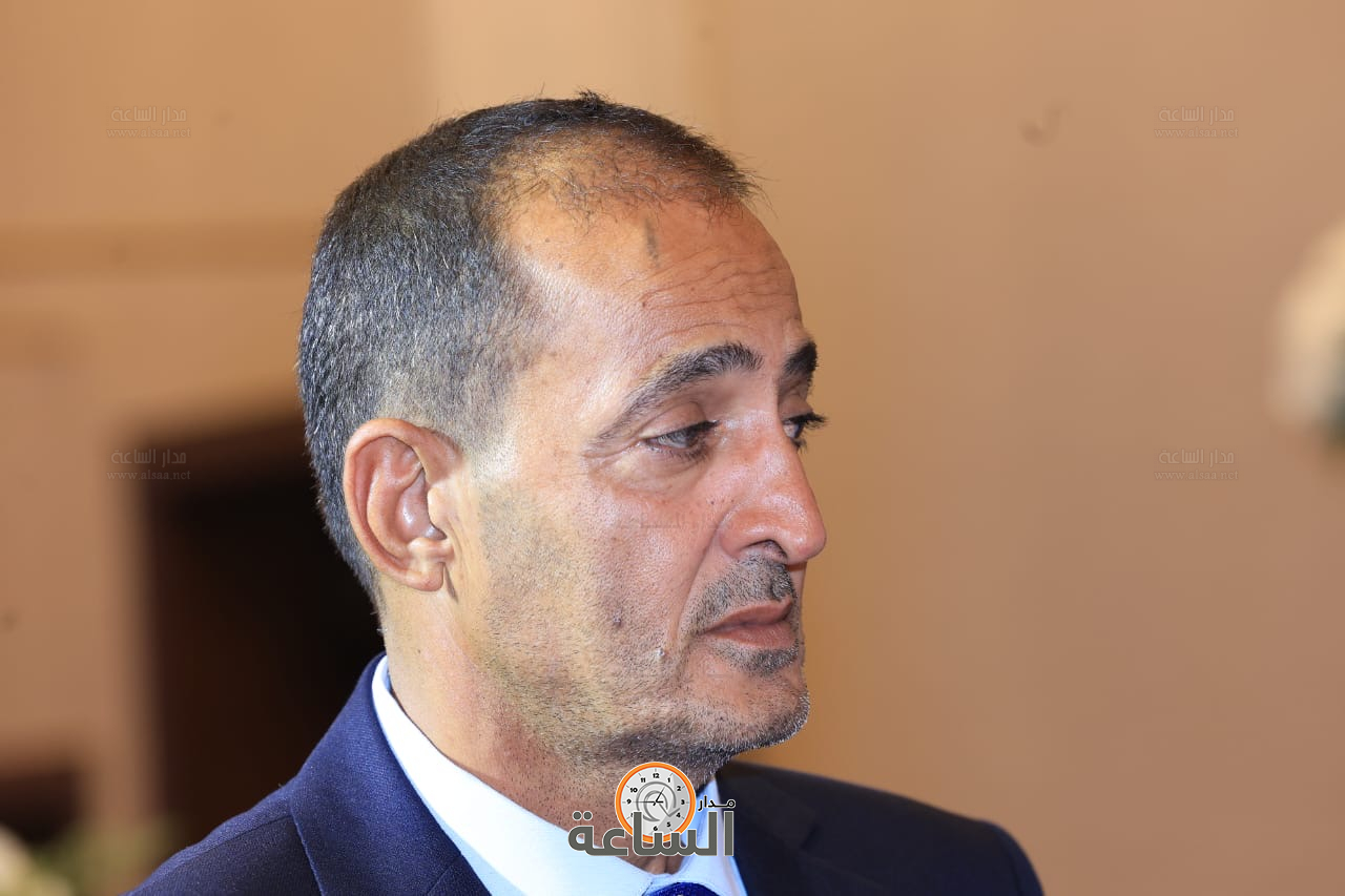 Madar Al-Saa Images 0.6585073603394825