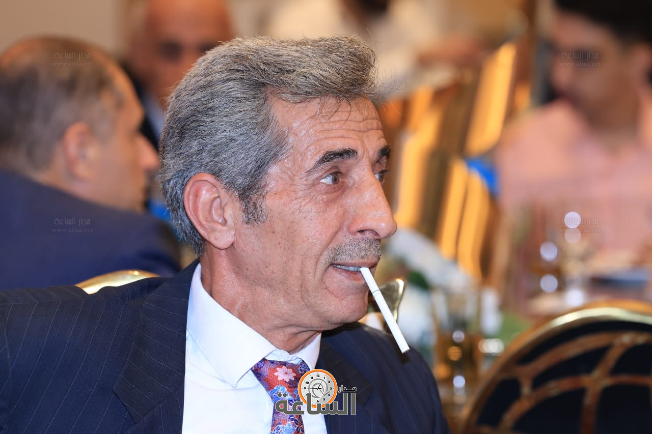 Madar Al-Saa Images 0.9917554550921076