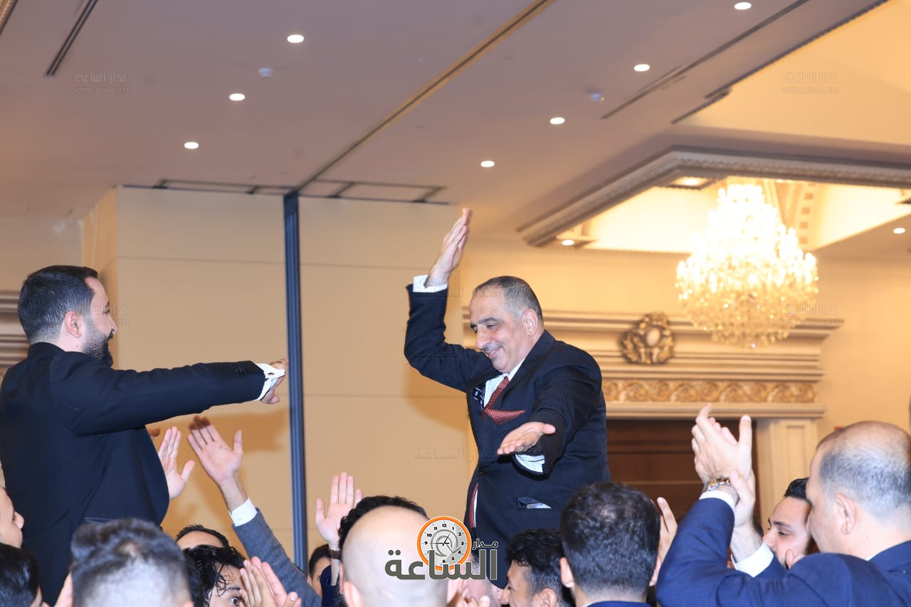 Madar Al-Saa Images 0.9027590480389898