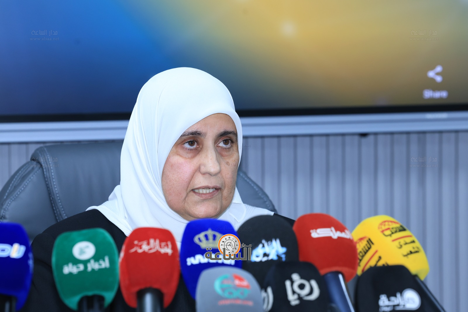 Madar Al-Saa Images 0.12850112476003306