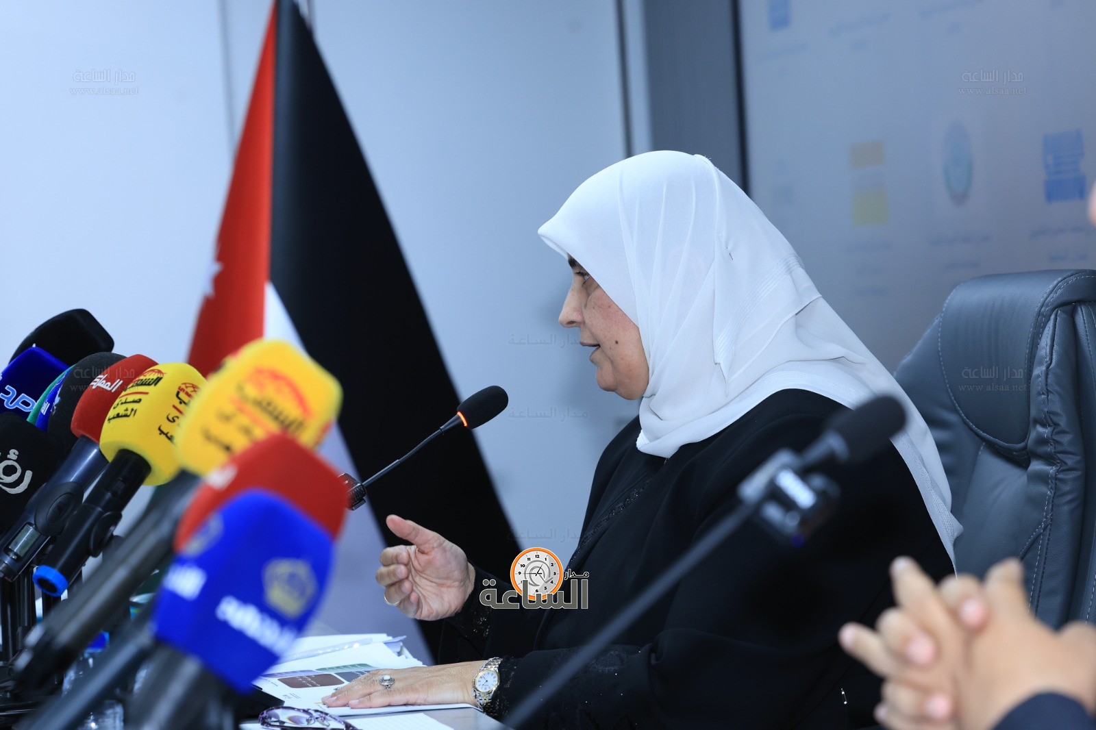 Madar Al-Saa Images 0.3946768988164844