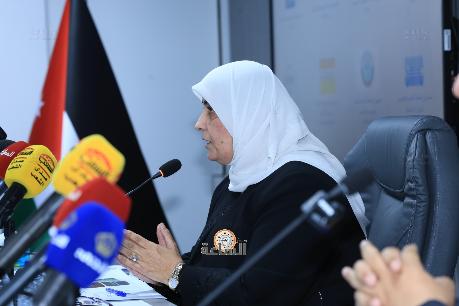 Madar Al-Saa Images 0.7013464416608898