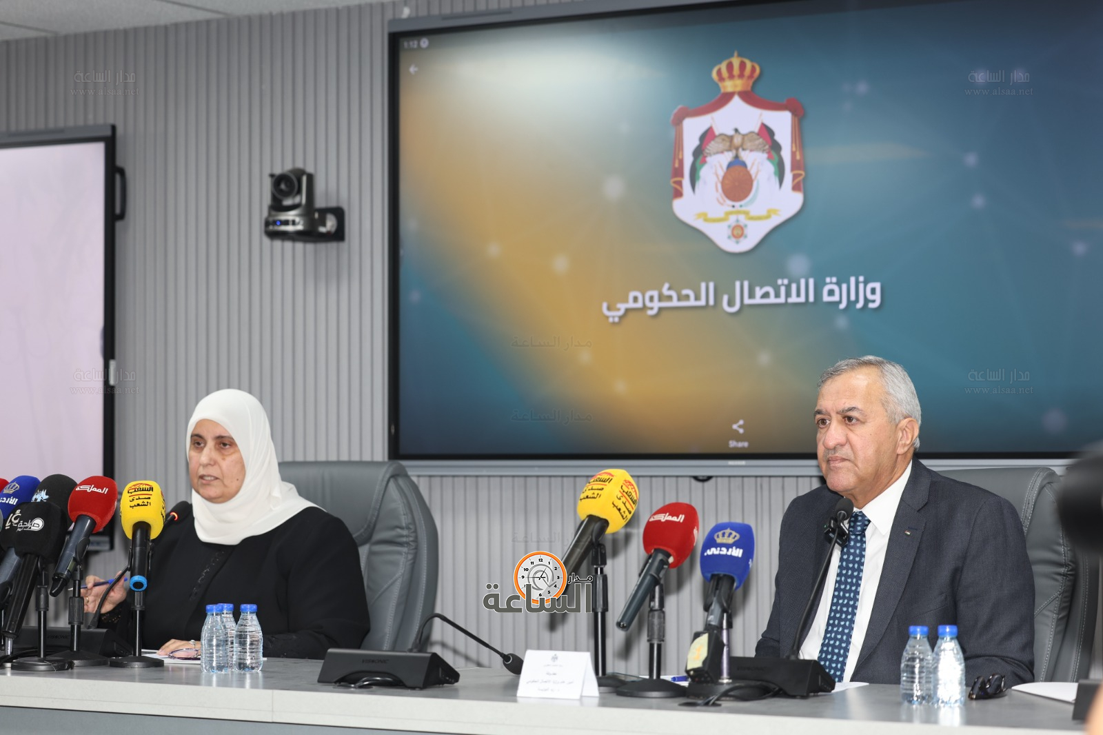 Madar Al-Saa Images 0.10655872772773645