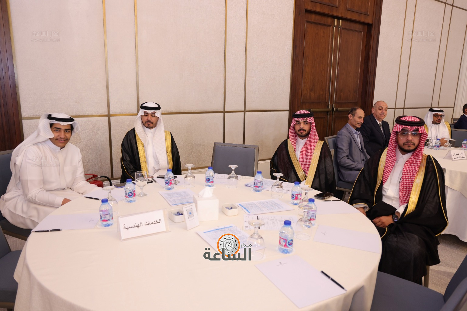 Madar Al-Saa Images 0.43441337087286724