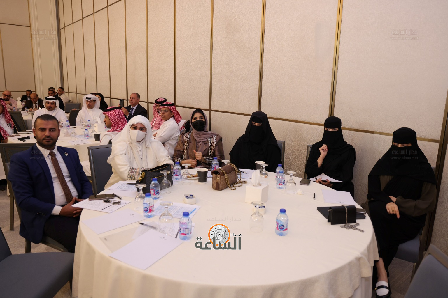 Madar Al-Saa Images 0.6769161384699817