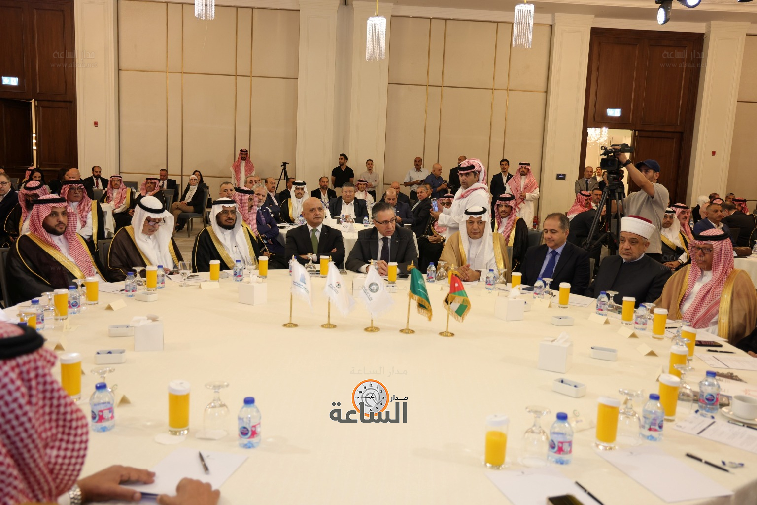 Madar Al-Saa Images 0.7945375939499627