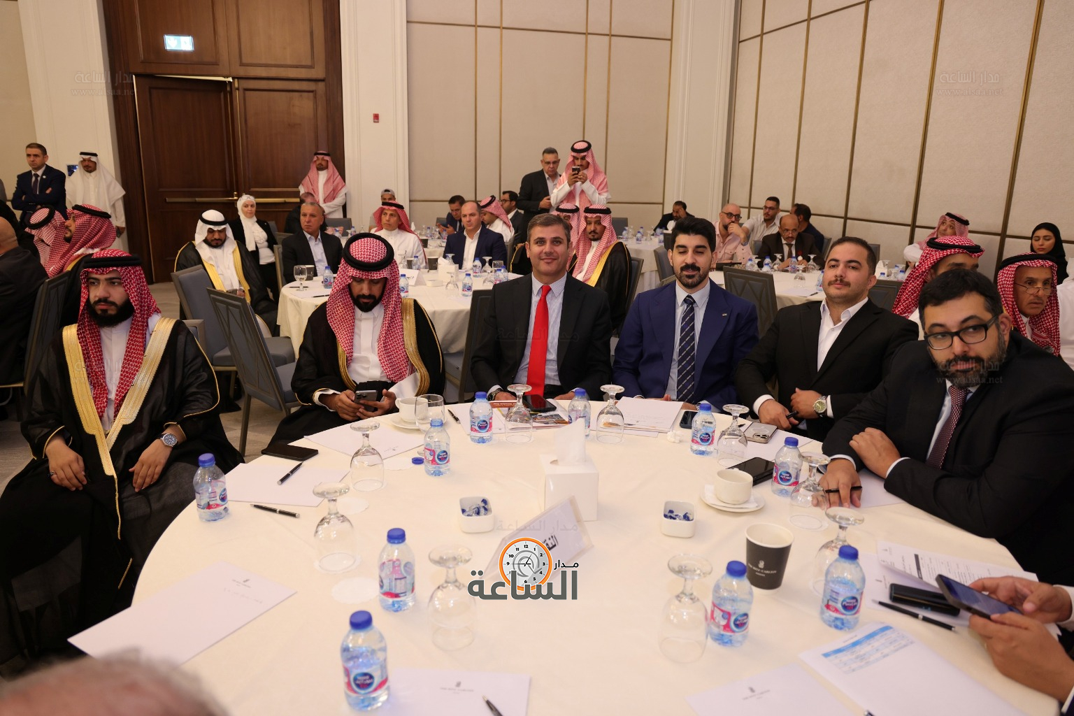 Madar Al-Saa Images 0.14059874447775844