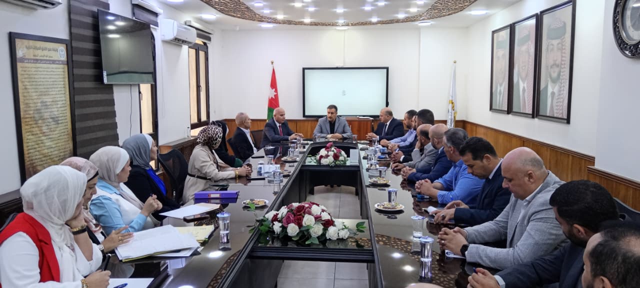 Madar Al-Saa Images 0.7340715285211397