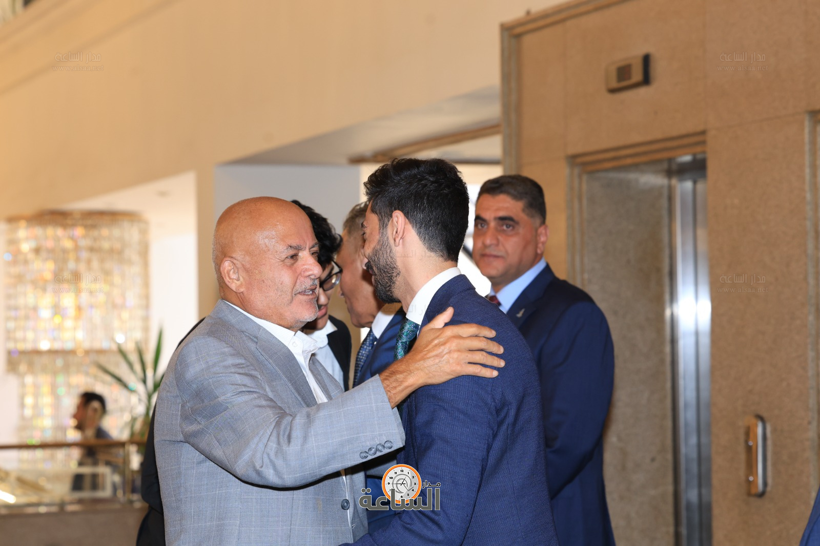 Madar Al-Saa Images 0.8316509370160108