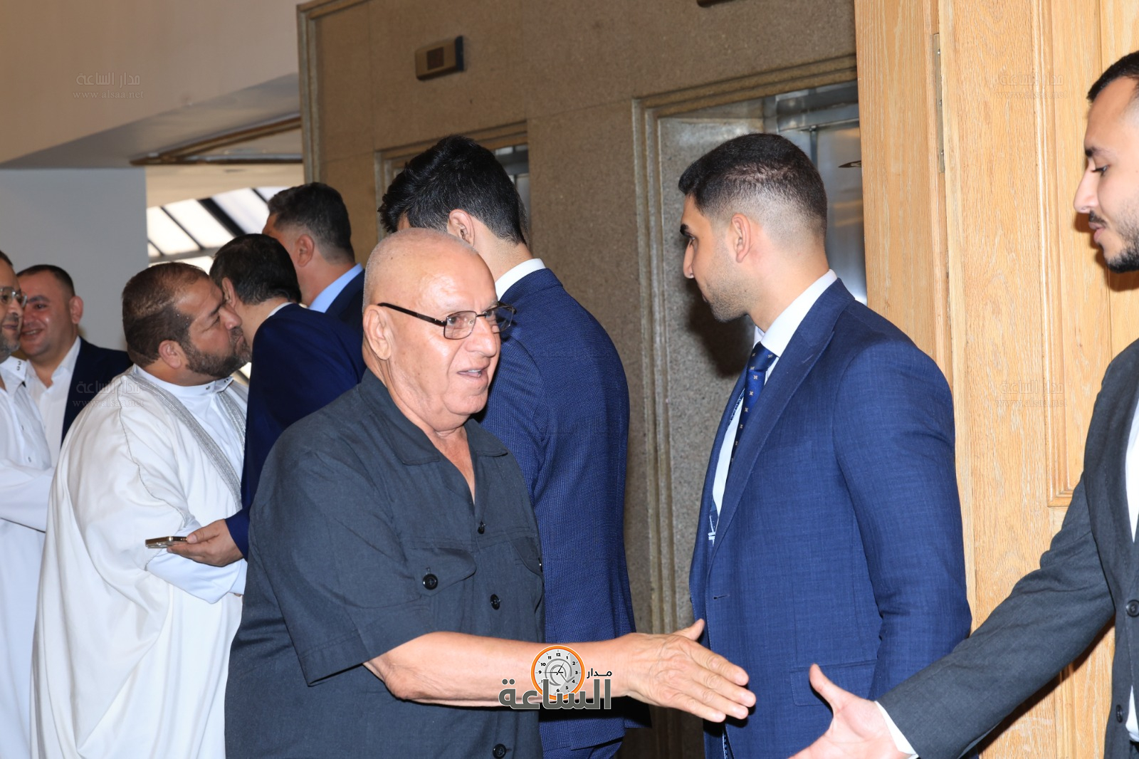 Madar Al-Saa Images 0.33751255449368256