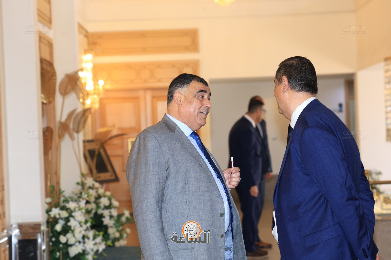 Madar Al-Saa Images 0.6092245323068001