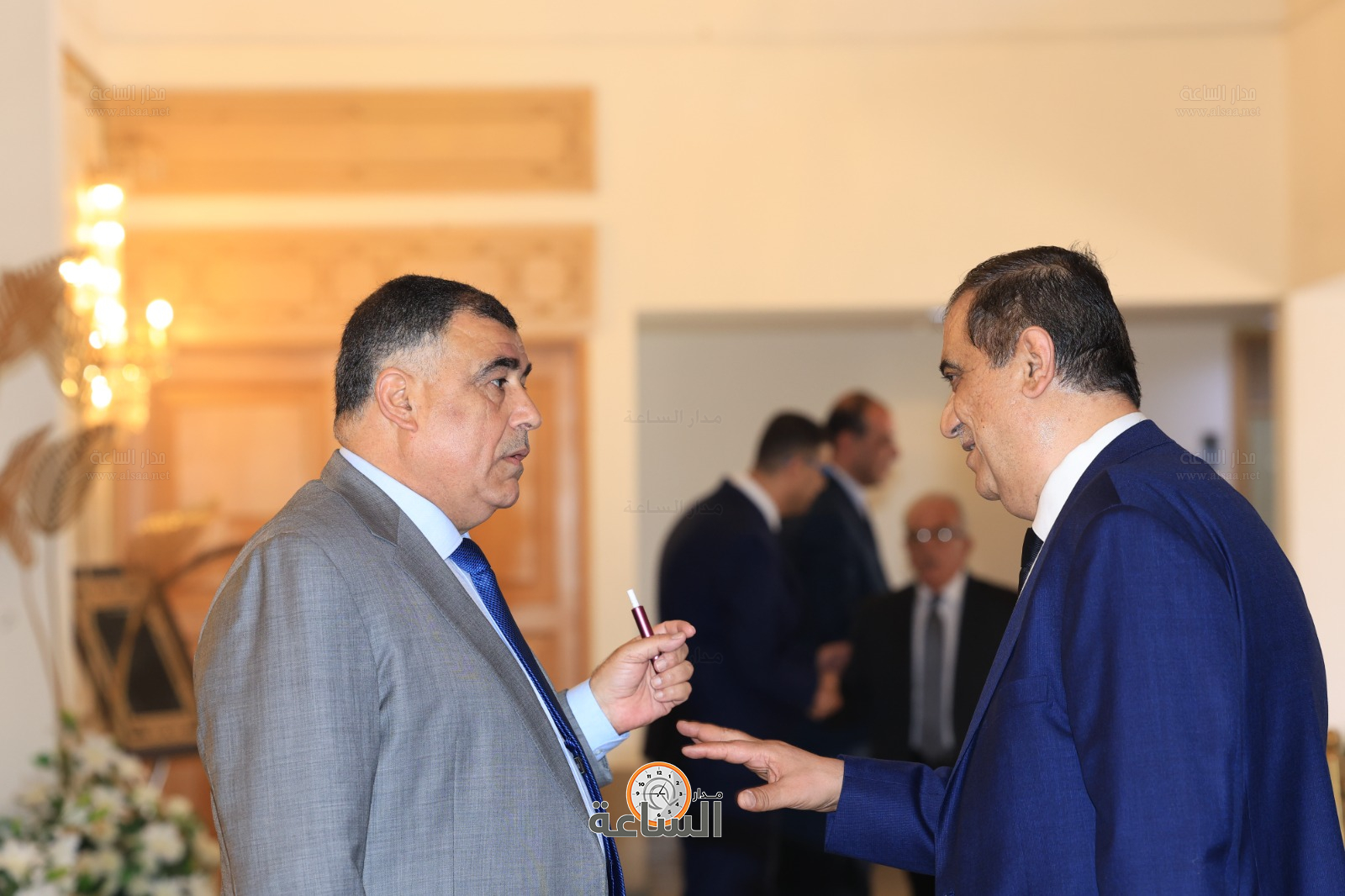 Madar Al-Saa Images 0.9995990823331052