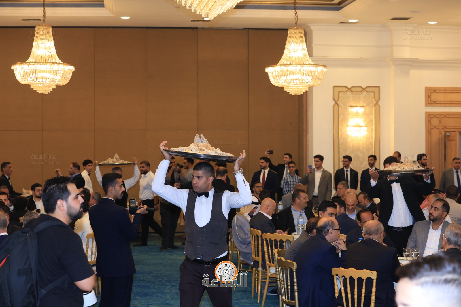 Madar Al-Saa Images 0.3404977438483531