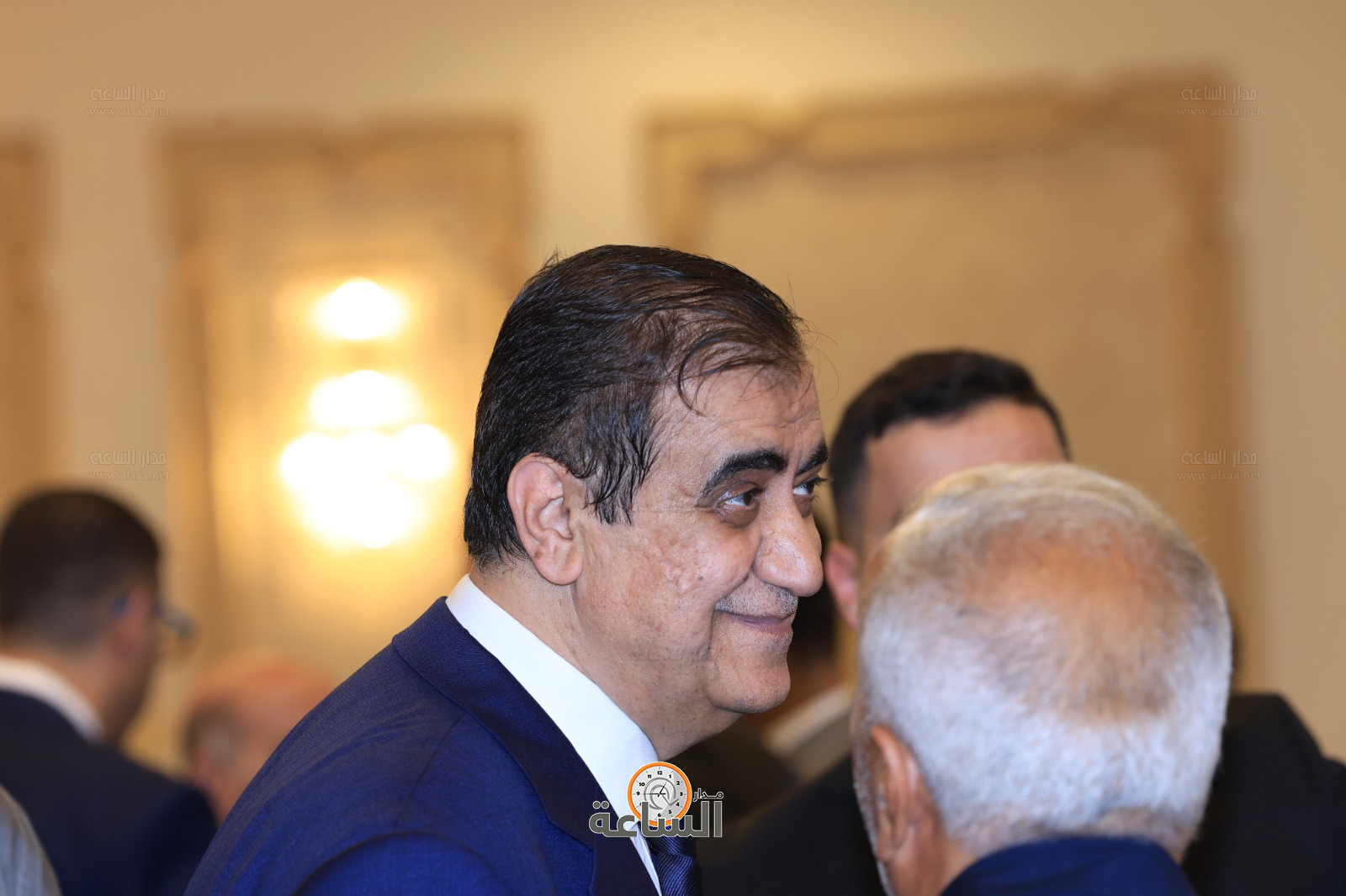 Madar Al-Saa Images 0.8081434208196997