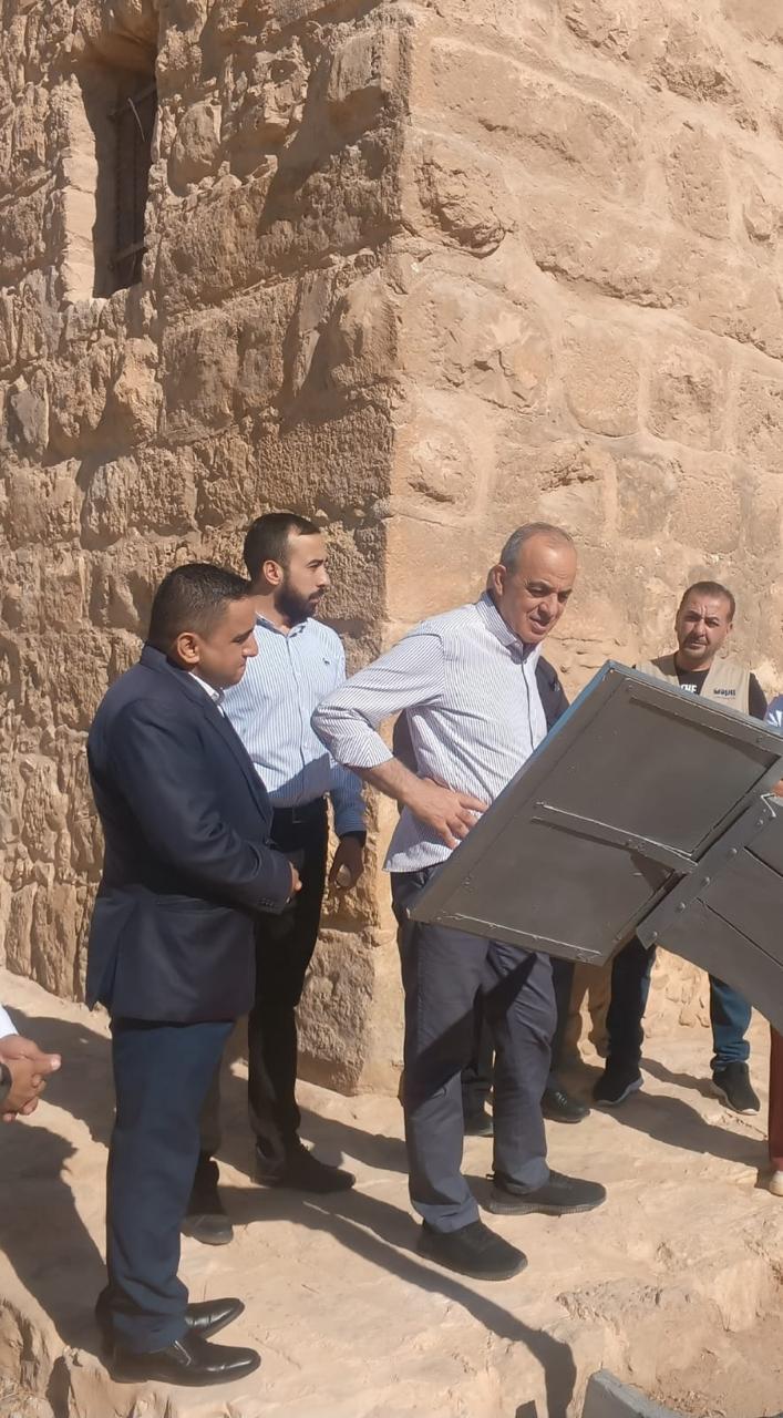 Madar Al-Saa Images 0.19054403738778591