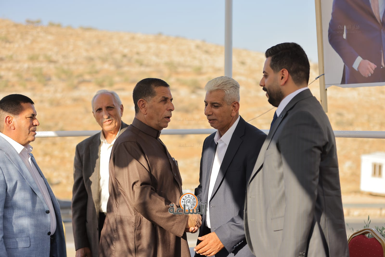 Madar Al-Saa Images 0.7526444113968183