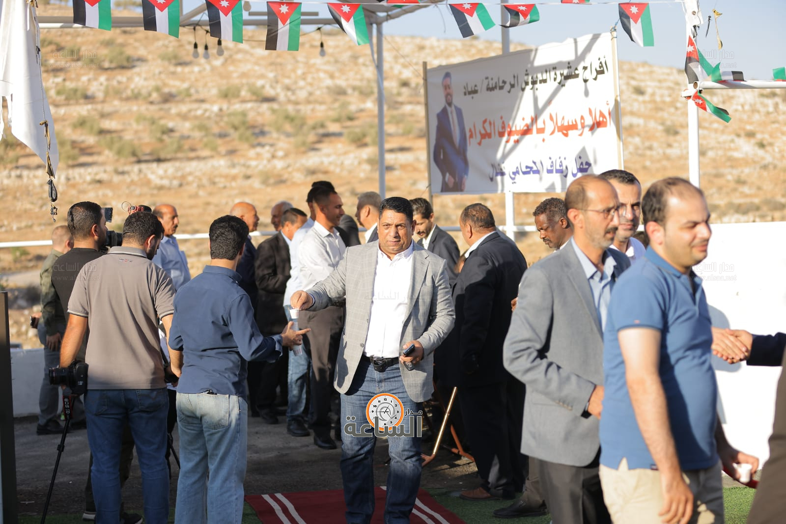 Madar Al-Saa Images 0.7276360041987336