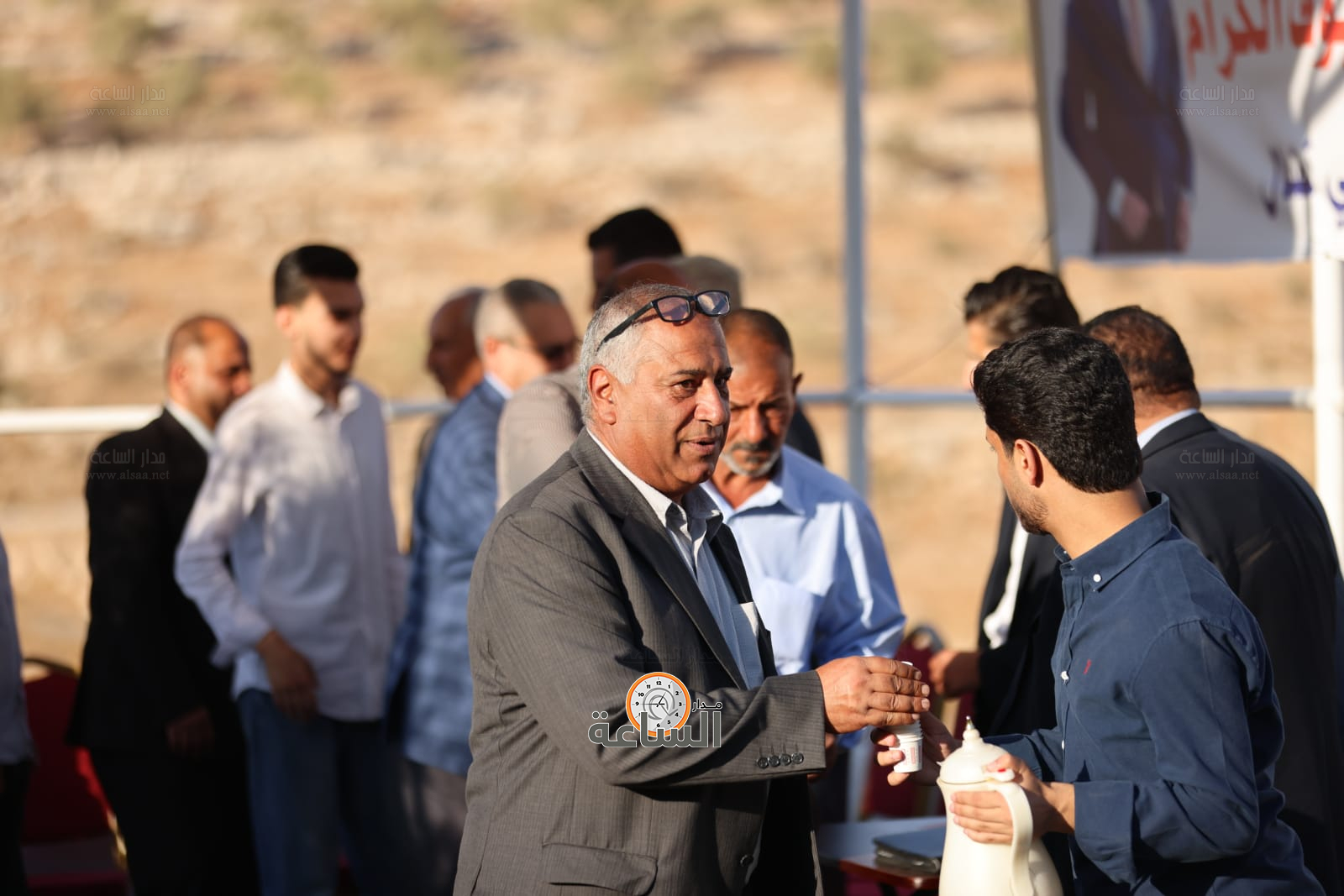 Madar Al-Saa Images 0.9604108343059146