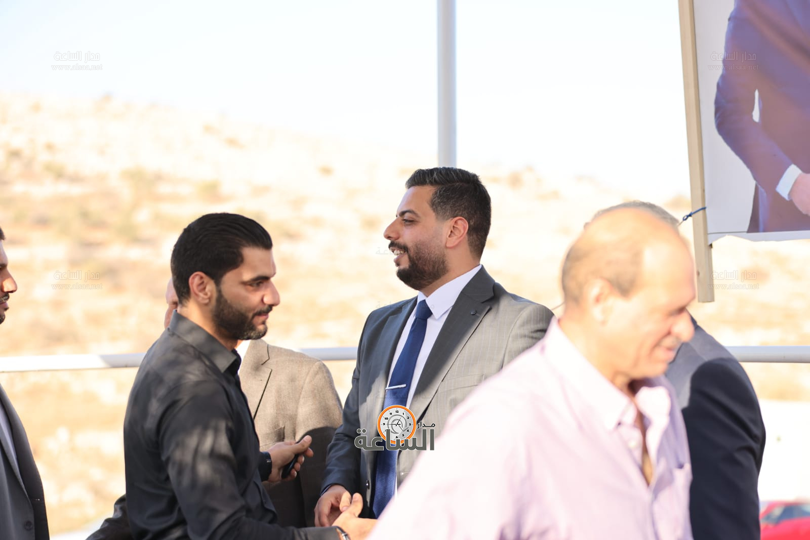 Madar Al-Saa Images 0.16057871388597322