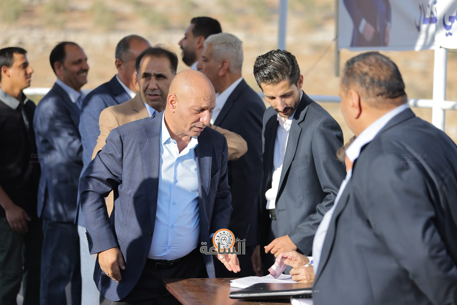 Madar Al-Saa Images 0.3511618249245728