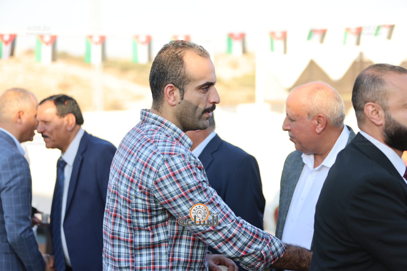 Madar Al-Saa Images 0.030871783819215737