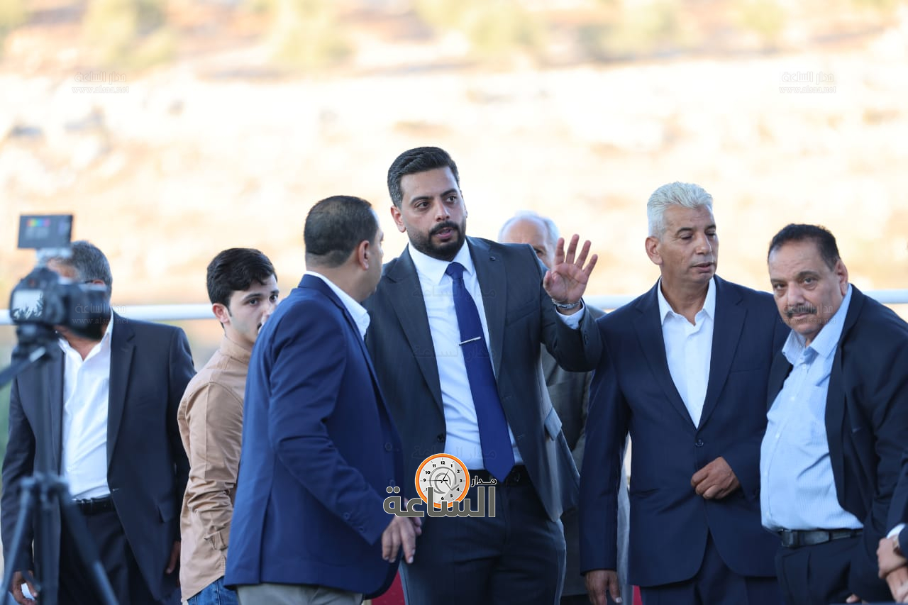 Madar Al-Saa Images 0.8110110050707395