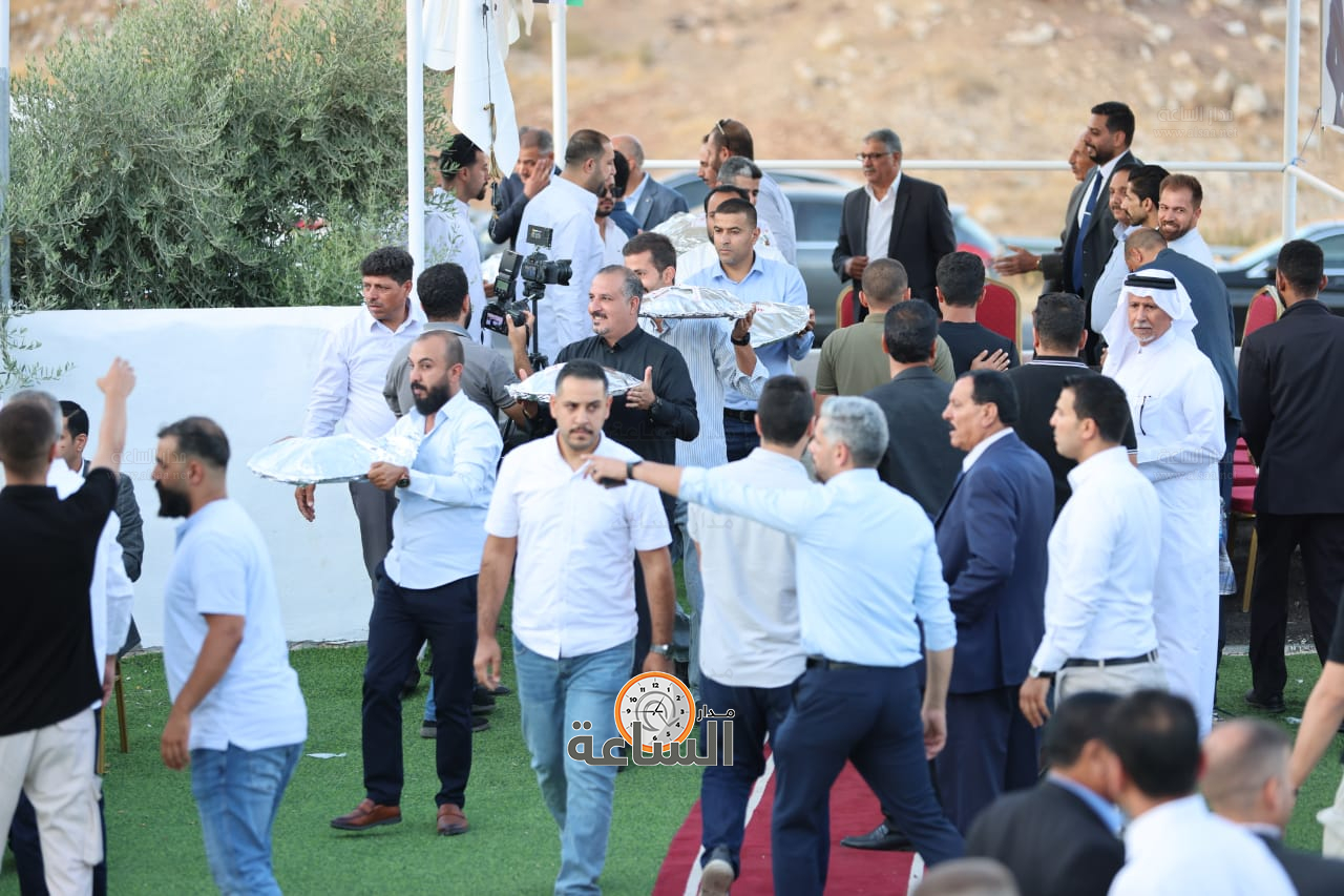 Madar Al-Saa Images 0.51870147106559