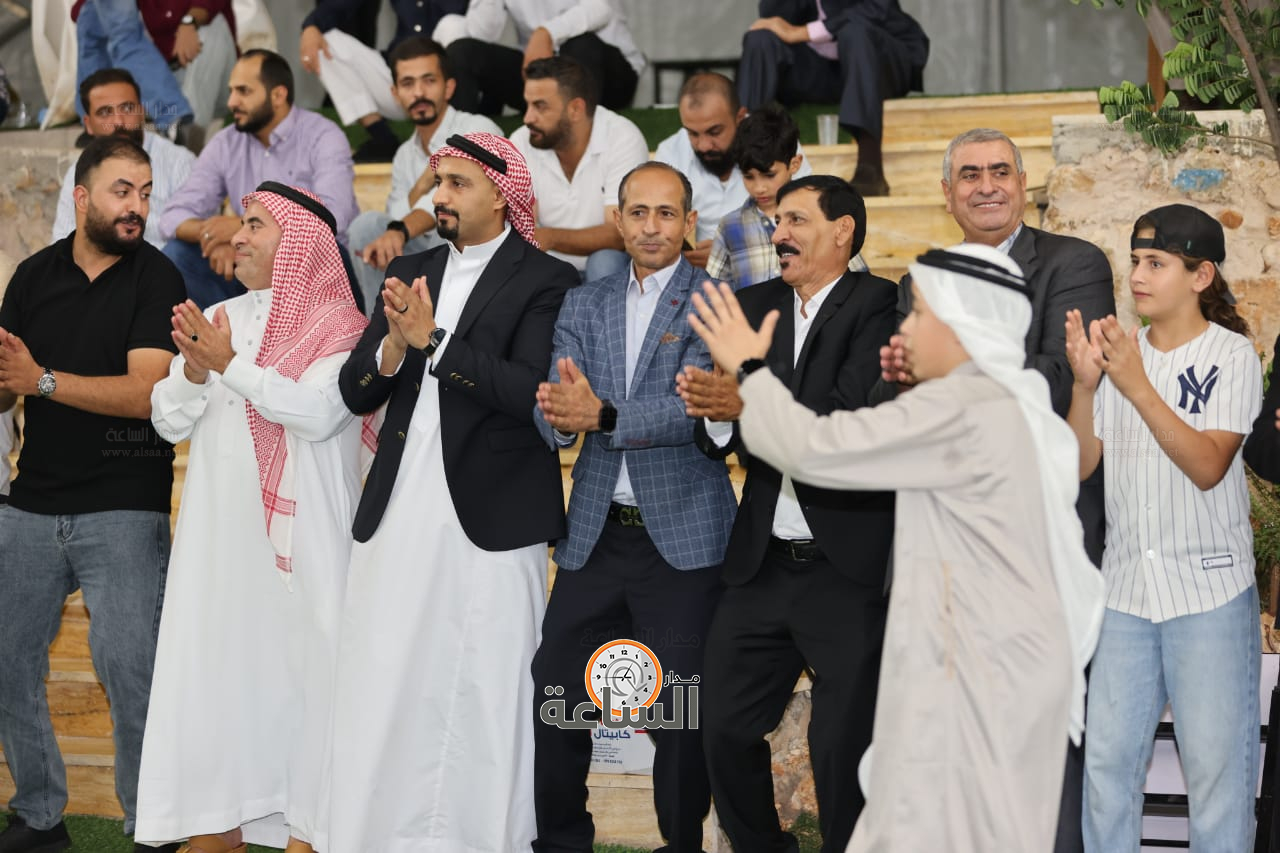 Madar Al-Saa Images 0.72725693999615