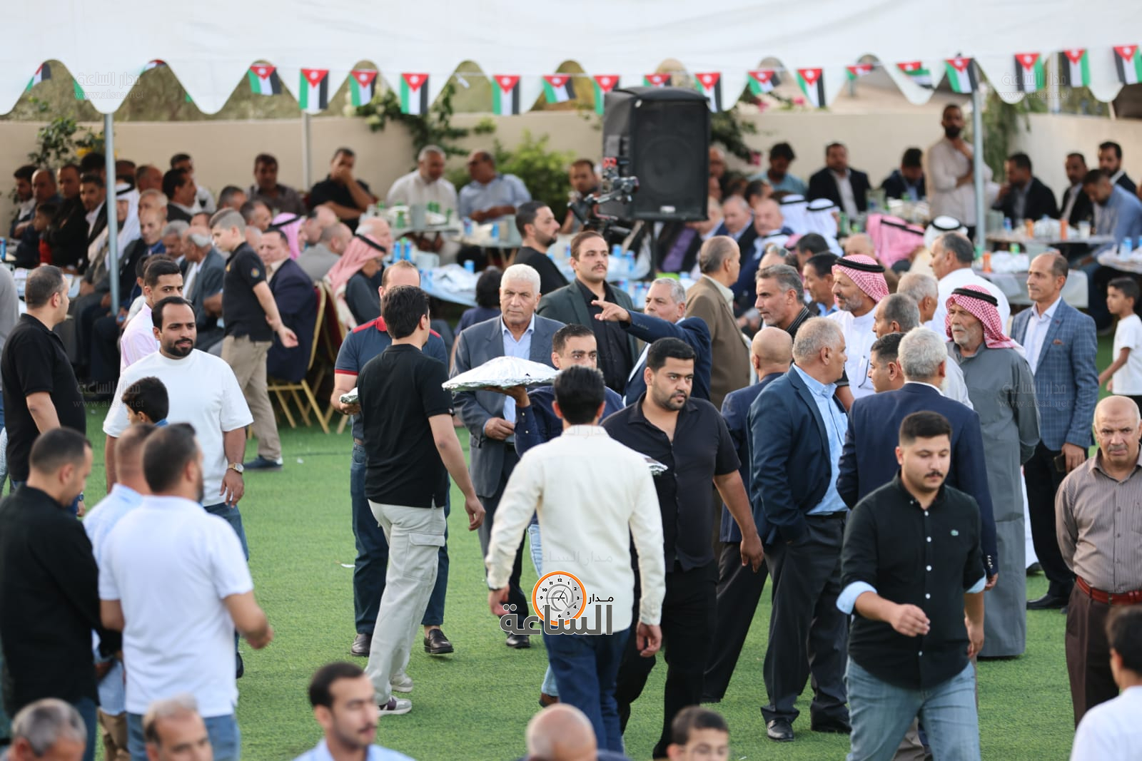 Madar Al-Saa Images 0.7430373960914832