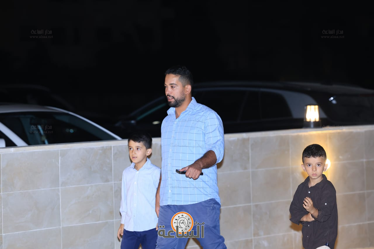 Madar Al-Saa Images 0.767646401407355