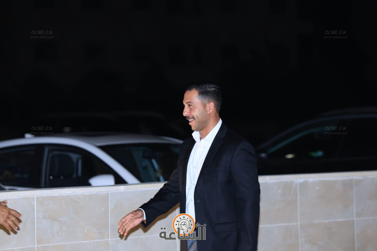 Madar Al-Saa Images 0.9761362571843215