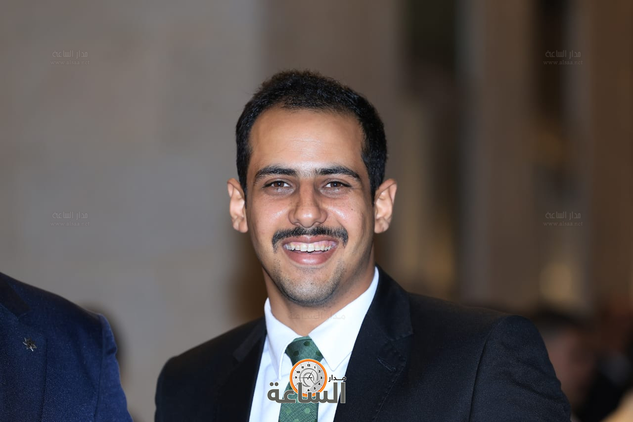 Madar Al-Saa Images 0.035063609882875824