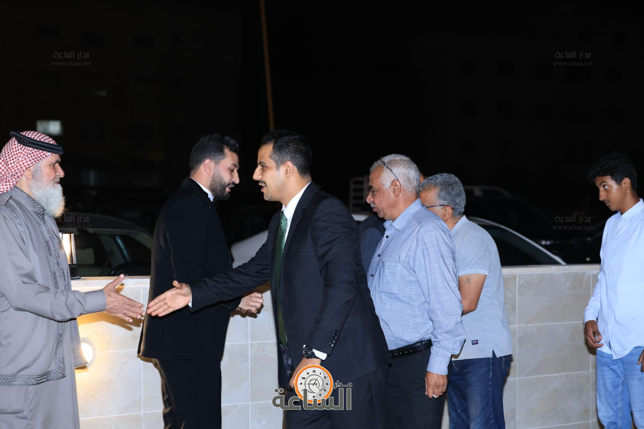 Madar Al-Saa Images 0.7585356067947219