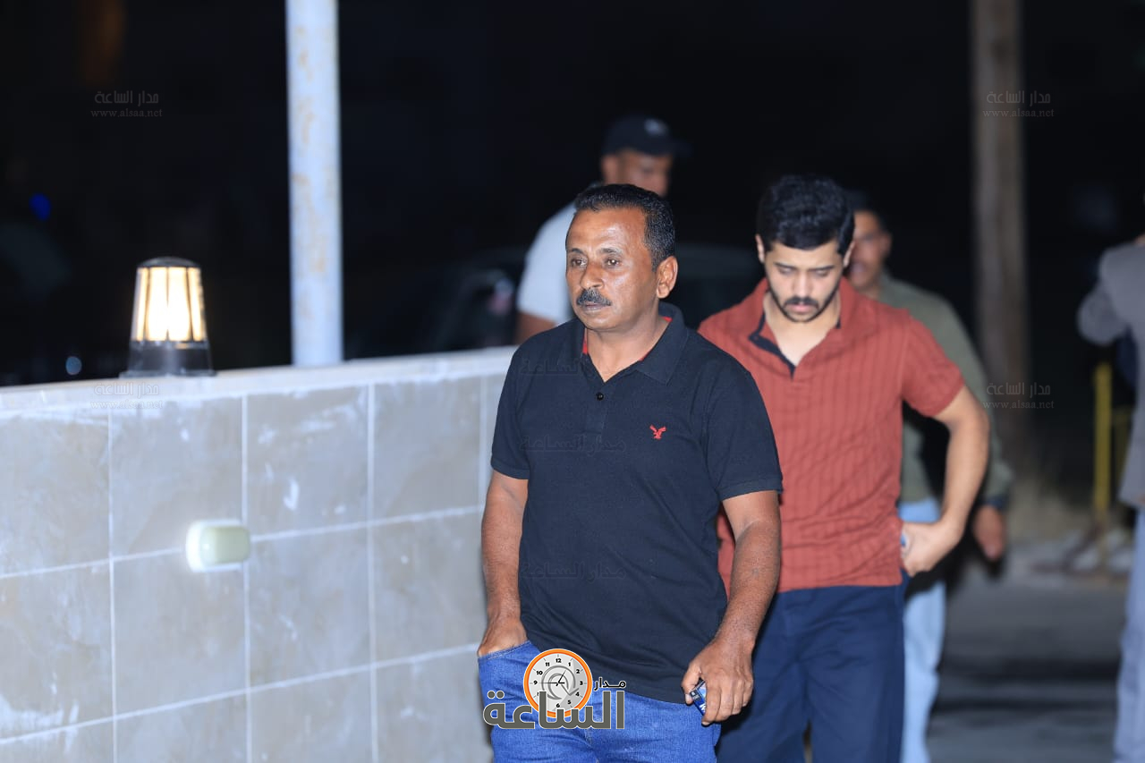 Madar Al-Saa Images 0.9617616428835669