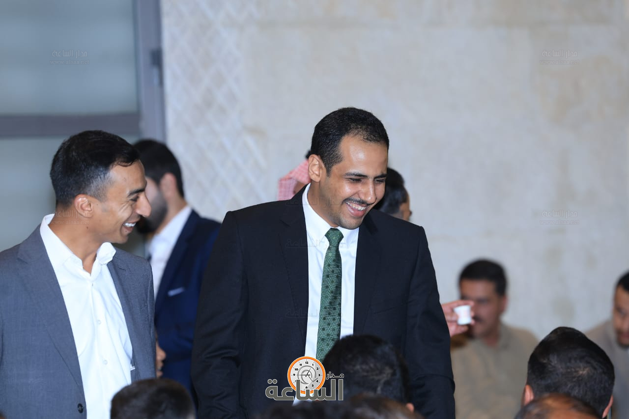 Madar Al-Saa Images 0.12846170577862814