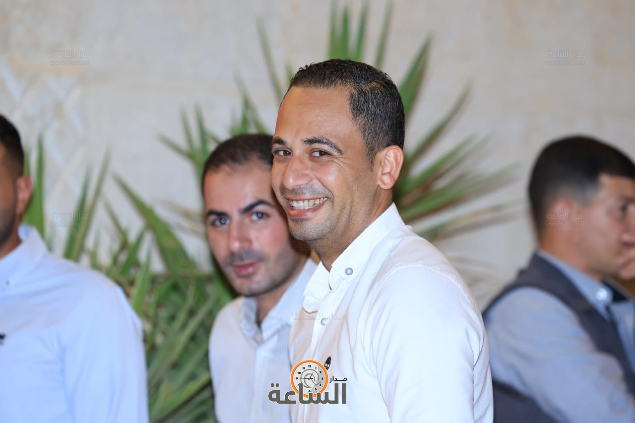 Madar Al-Saa Images 0.8299013187247354