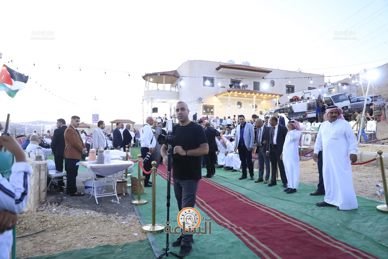 Madar Al-Saa Images 0.9516823006889501