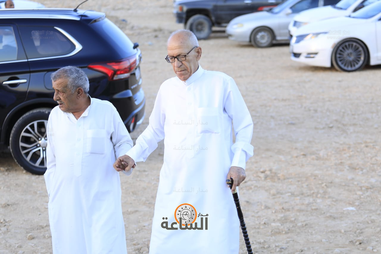 Madar Al-Saa Images 0.30271898152747156