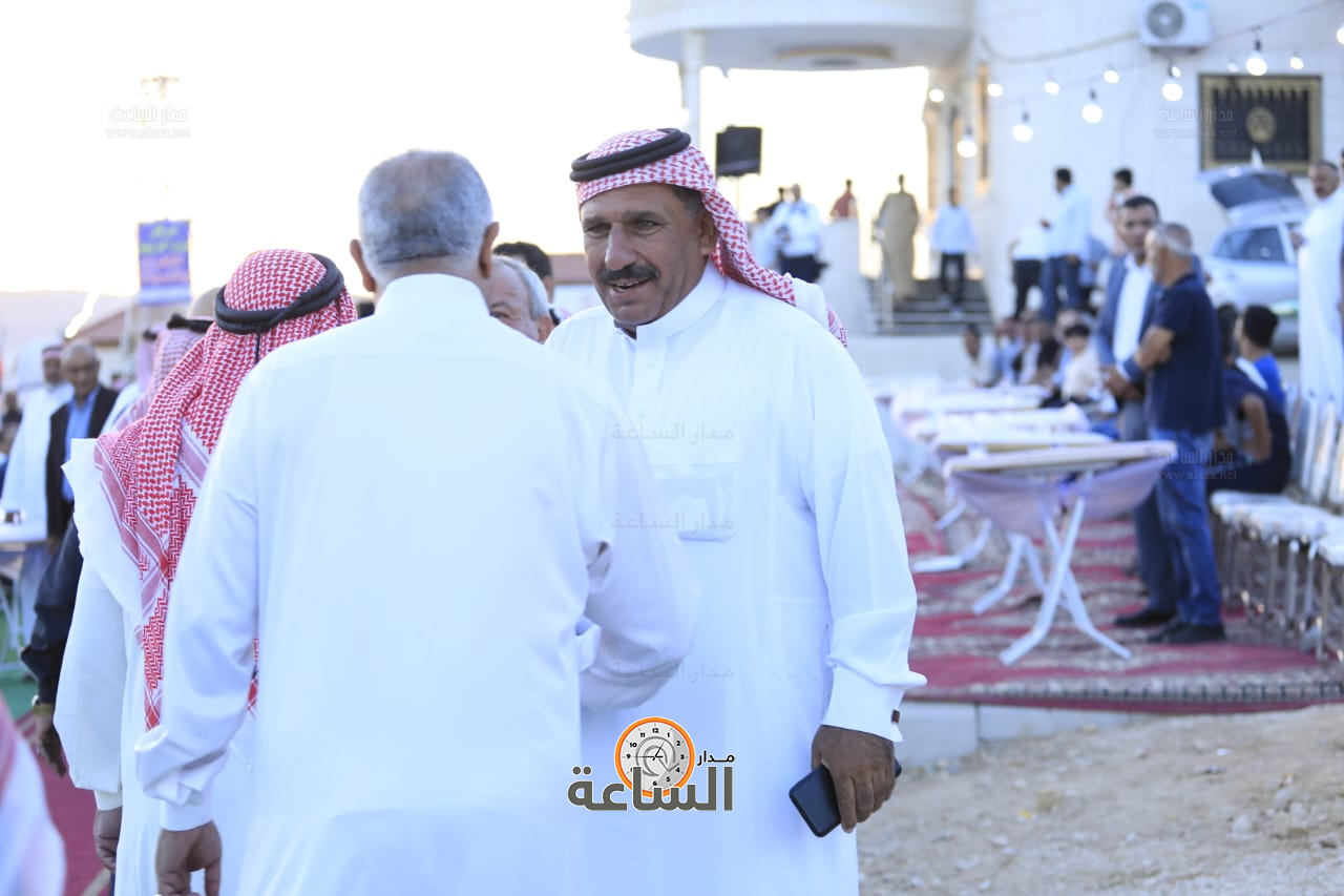 Madar Al-Saa Images 0.5432770172664713