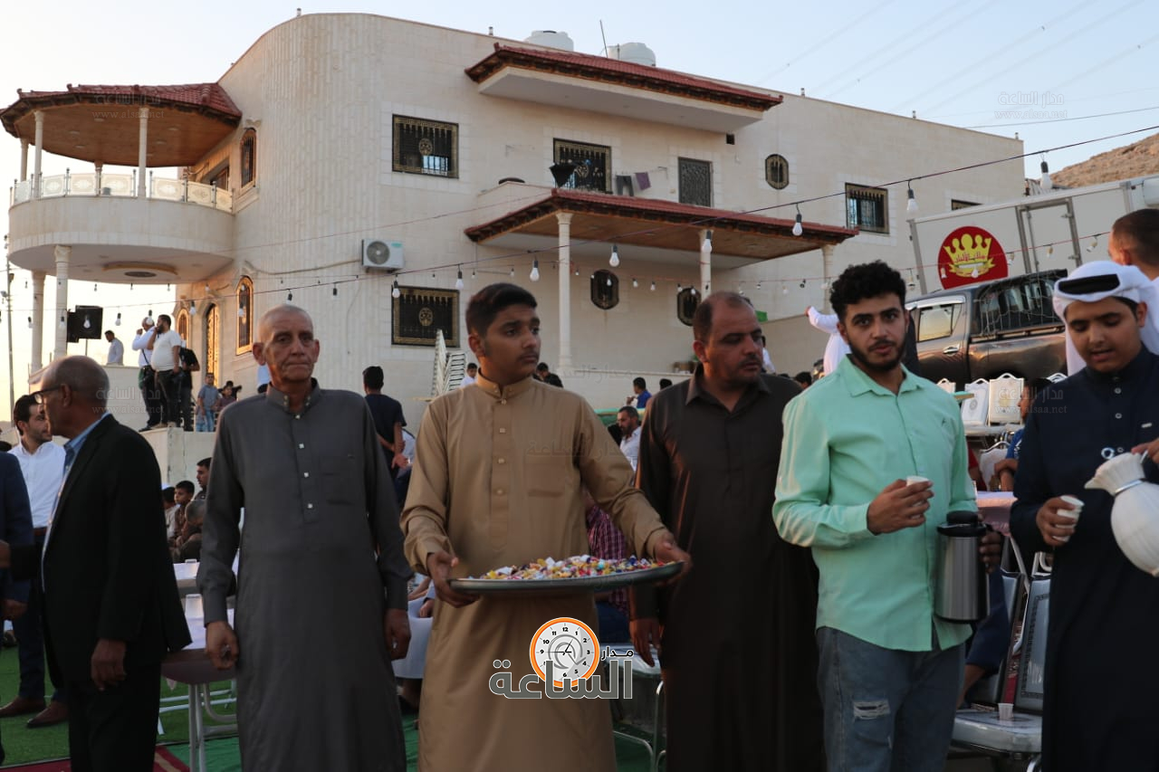 Madar Al-Saa Images 0.7166676928808013