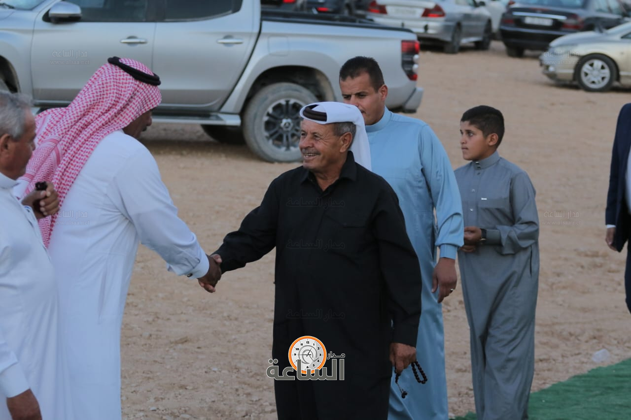 Madar Al-Saa Images 0.39302453190365016