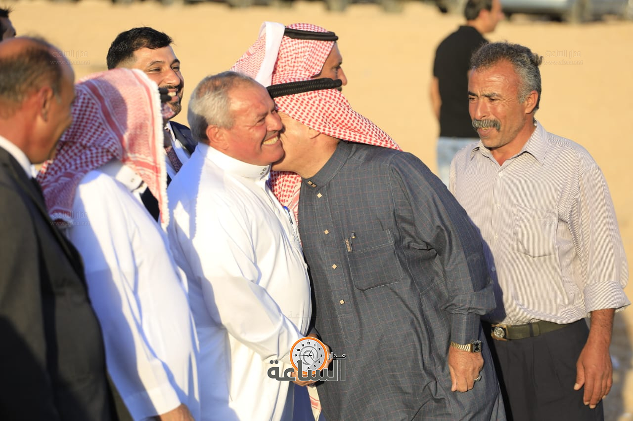 Madar Al-Saa Images 0.8774256201593618