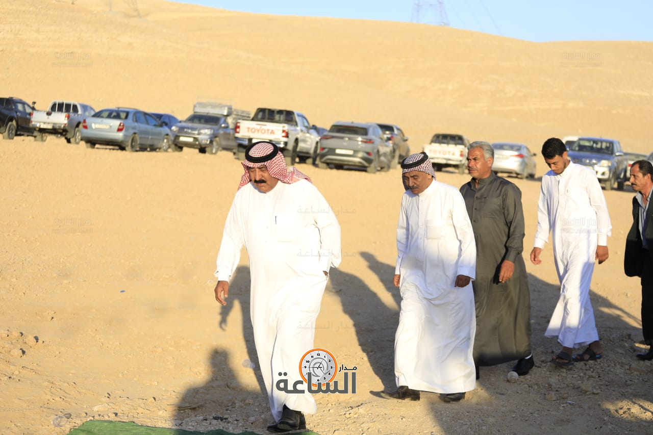 Madar Al-Saa Images 0.4235165631585859