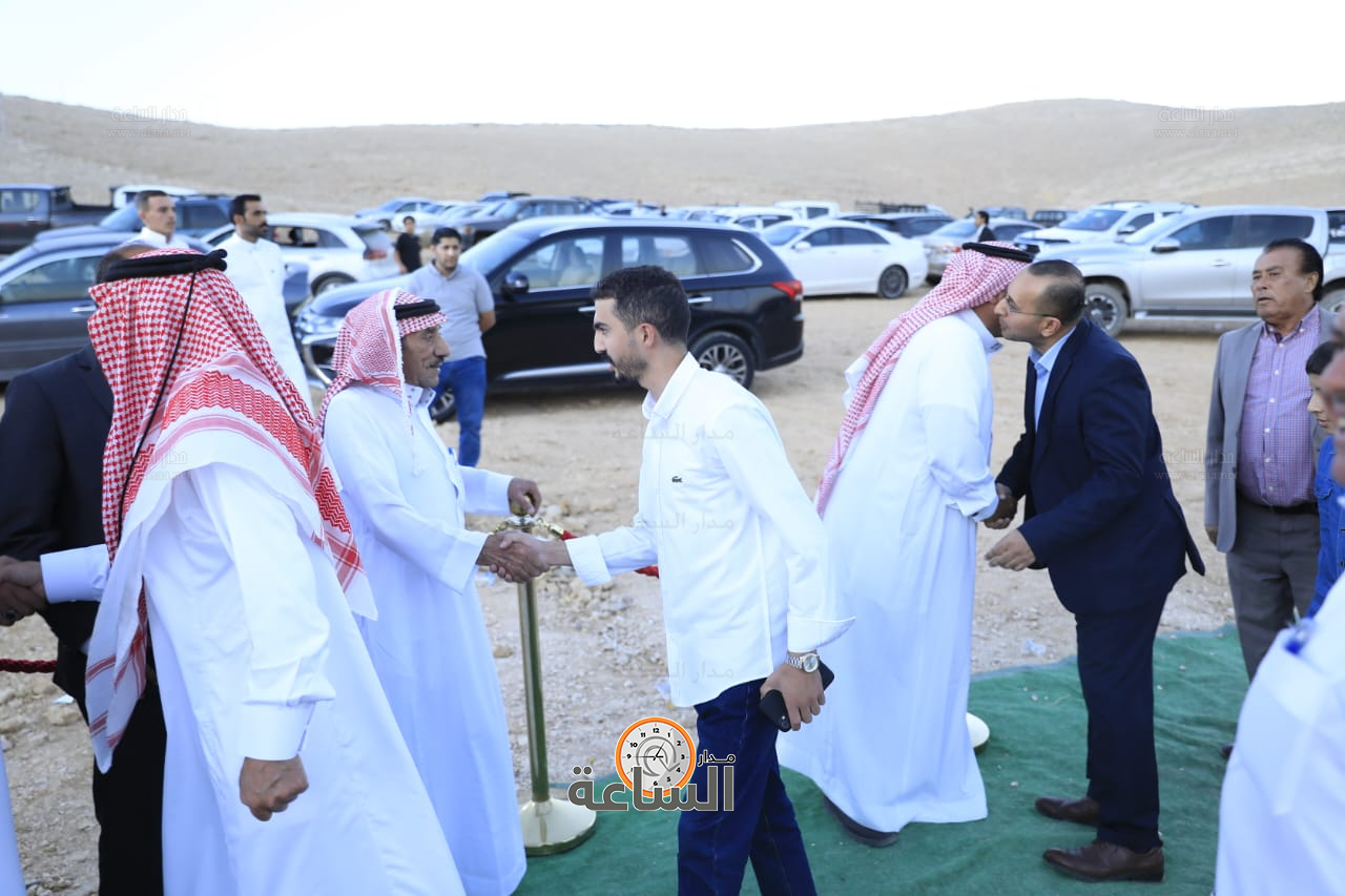 Madar Al-Saa Images 0.047719378378309196