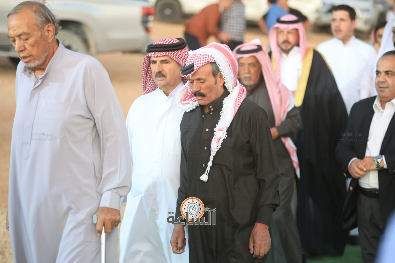 Madar Al-Saa Images 0.48433272763503044