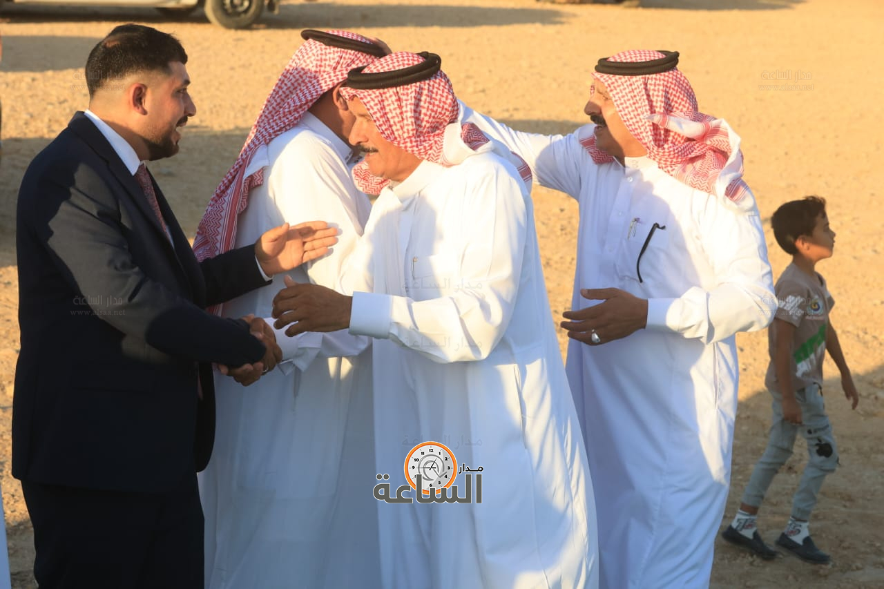 Madar Al-Saa Images 0.8270491618119875