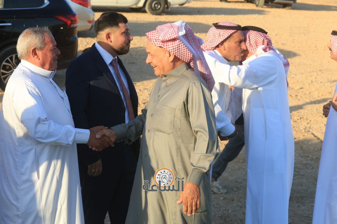 Madar Al-Saa Images 0.7456062063909701