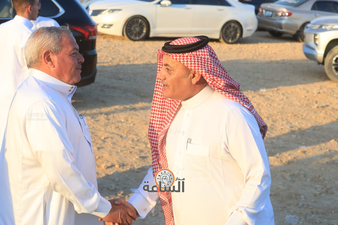 Madar Al-Saa Images 0.25040110542884697