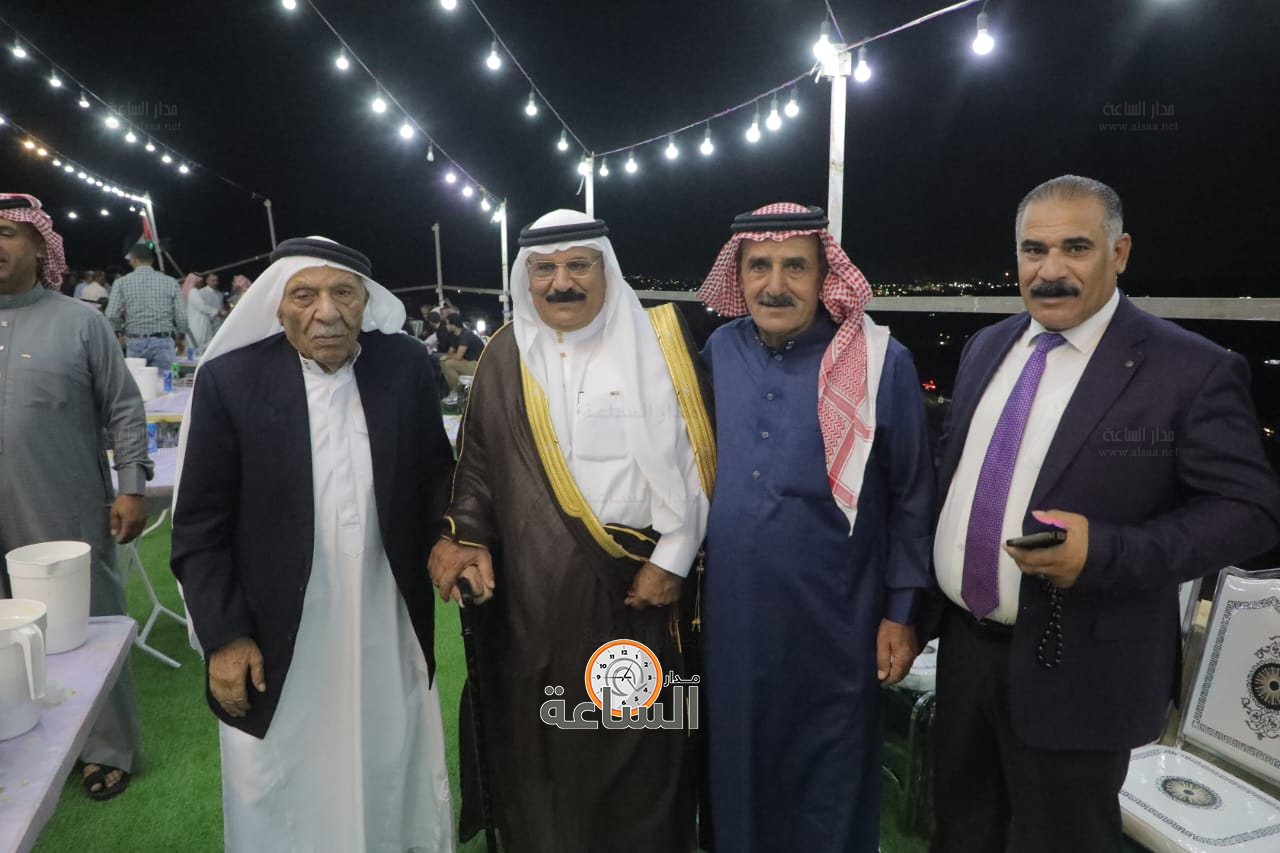 Madar Al-Saa Images 0.9907153977477787